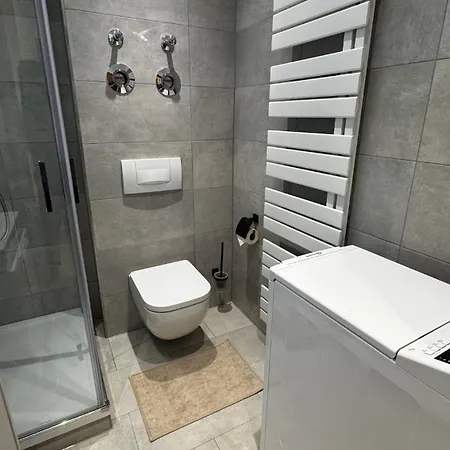 Stayindresden De Altbauperle Mit Kingsize-bett *