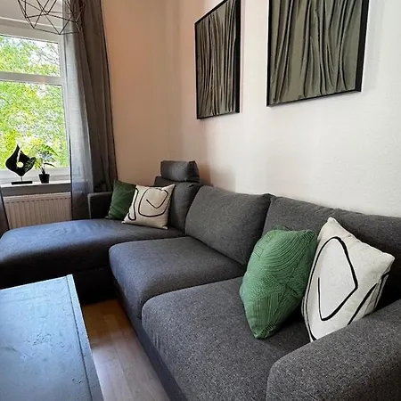 Stayindresden De Altbauperle Mit Kingsize-bett *